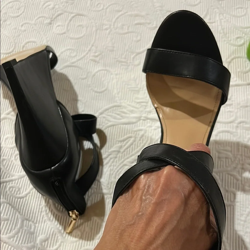 JustFab Black Elegant Wedge Heels with Ankle Strap. Size 8.5